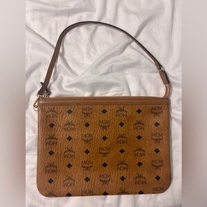 MCM Visetos Pochette - Cognac